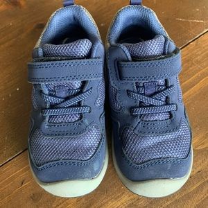 Stride Rite 8 Wide Toddler Velcro Sneaker Blue